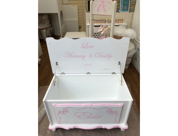Toybox With Pink Ribbons And Name - no message